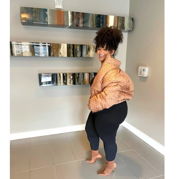 Can't Stop, Won't Stop | Puff Coat - Picture 3 of 3